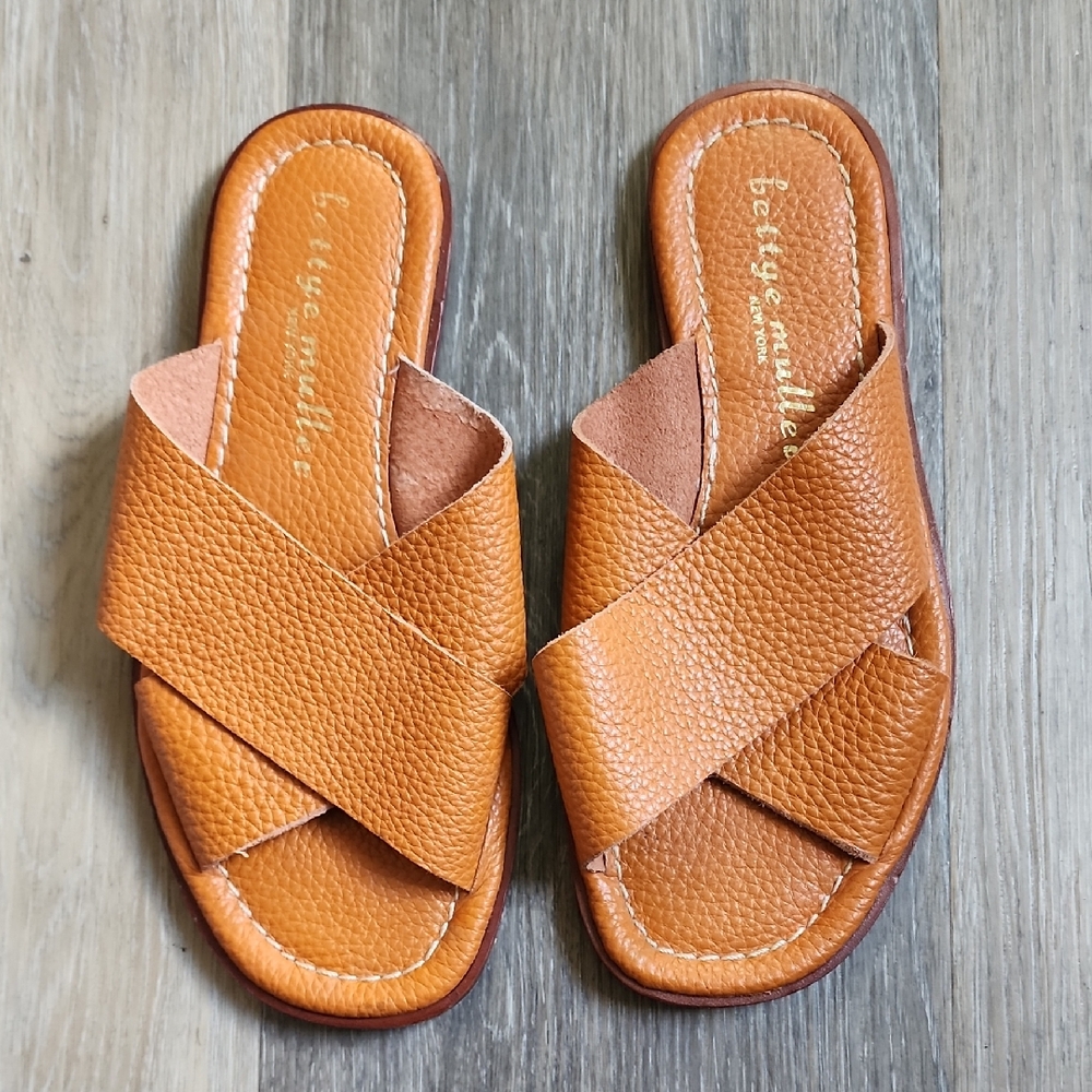 Bettye Muller Tan Sandals
